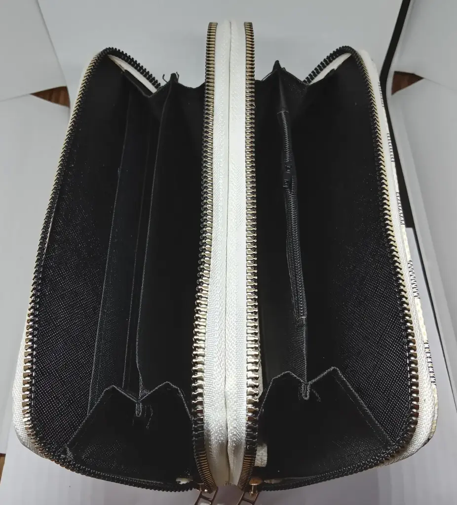 Portefeuille super grand