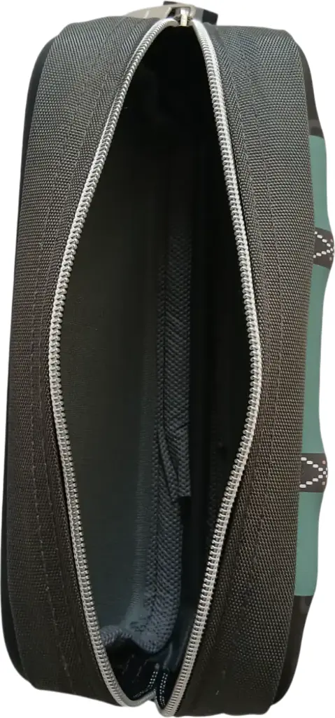 Trousse de l'interieur
