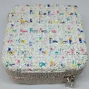 Porte-maquillage en box