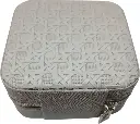 Porte-maquillage en box